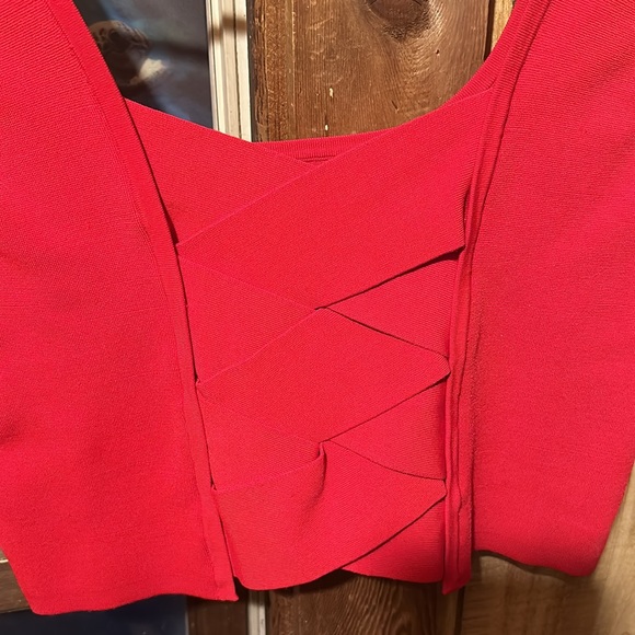 Women’s red crop top - Picture 2 of 3